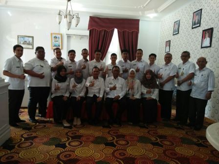  Bupati Rohil Terima 12 Orang Lulusan IPDN Angkatan XXIII